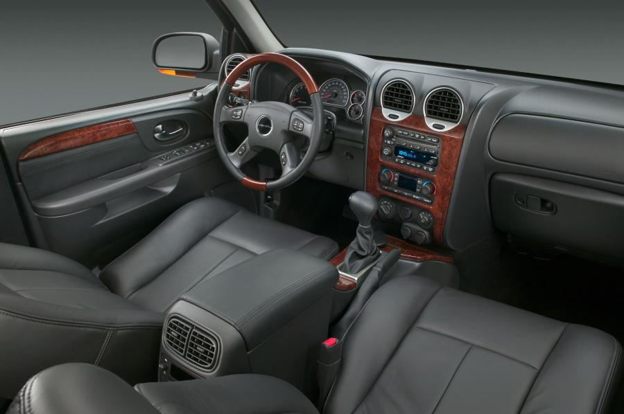  GMC Envoy Denali 2007 года  (фото 15 из 19)